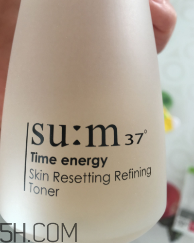 sum37修膚水是爽膚水嗎？功效是什么？