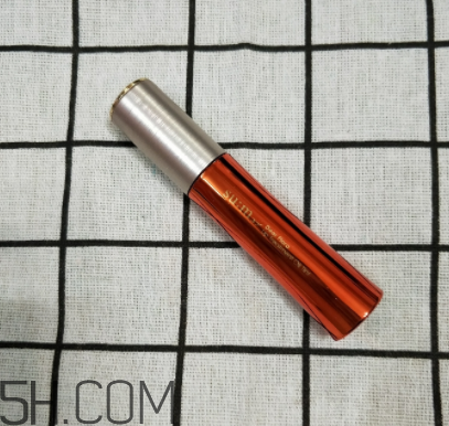 sum37呼吸唇釉是什么香味？香味好聞嗎？