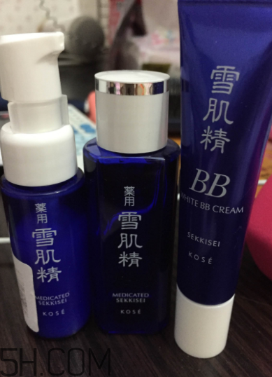 日本雪肌精bb護(hù)膚套裝有什么？適合什么膚質(zhì)？