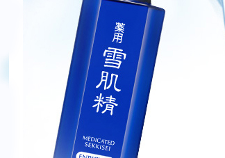 雪肌精化妝水盈潤(rùn)型適合油皮嗎？適合夏季嗎？