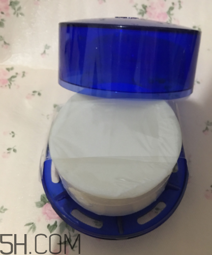雪肌精泡沫洗顏皂適合干皮嗎？洗后緊繃嗎？
