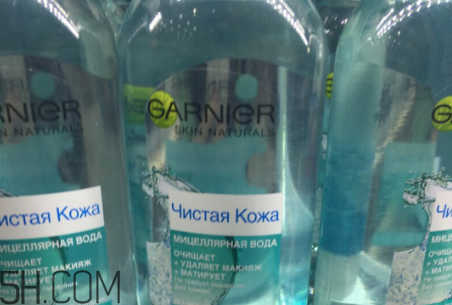 卡尼爾卸妝水粉水還是藍水好？自然堂素顏霜需要卸妝嗎？