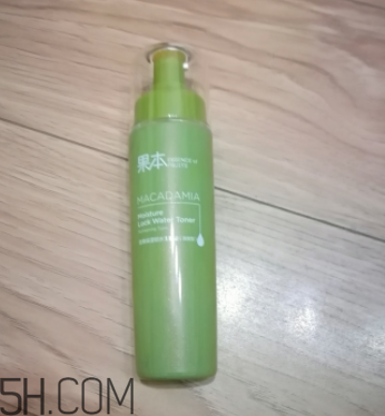 詩婷露雅堅果爽膚水什么功效？有幾種類型？