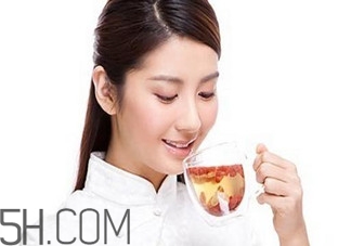 初潮早絕經(jīng)就早嗎？影響月經(jīng)初潮的因素有哪些？