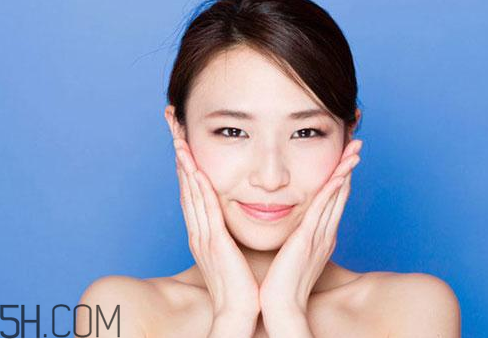30歲用的護(hù)膚品怎樣選擇？30歲的女人用什么牌子護(hù)膚品好？