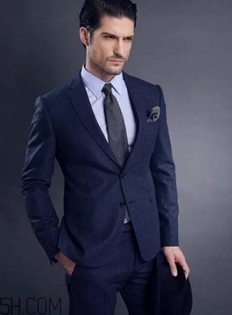 阿瑪尼衣服貴嗎？阿瑪尼衣服多少錢一件？
