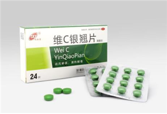 維c銀翹片刺激胃嗎？維c銀翹片吃多了會(huì)怎么樣？