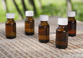 茶樹精油可以直接涂在臉上嗎？茶樹精油的功效與作用？