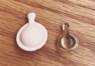 伊麗莎白雅頓眼部精華液油不油？長(zhǎng)脂肪粒嗎？