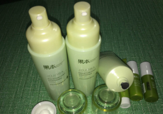詩婷露雅荷荷巴系列有刺激嗎？適合敏感肌嗎？