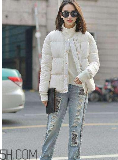 羽絨服搭配什么褲子好看？羽絨服搭配推薦