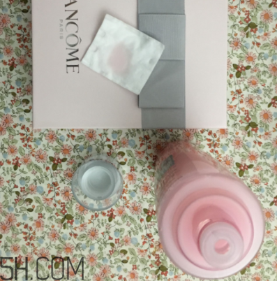 蘭蔻粉水不適合油皮？蘭蔻粉水適合什么膚質(zhì)？