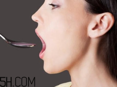 咽喉炎能吃什么水果？咽喉炎的癥狀有哪些？