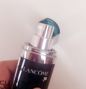蘭蔻美膚修護(hù)精華乳有刺激嗎？適合敏感肌嗎？