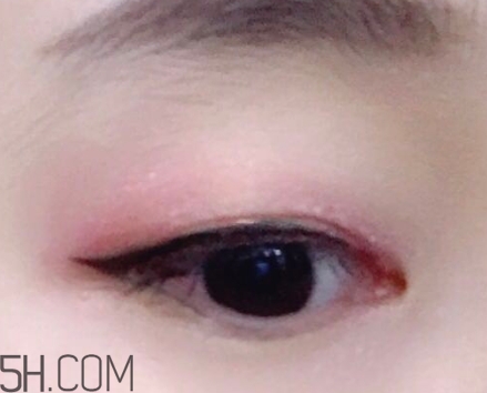 mac魅可人魚姬眼影日常嗎？mac魅可人魚姬眼影是什么顏色
