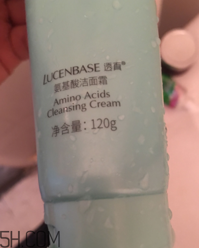 透真氨基酸潔面霜過敏嗎？透真氨基酸潔面霜適合敏感肌嗎？