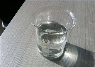 甘油會(huì)讓皮膚變黃嗎？甘油要怎么使用？