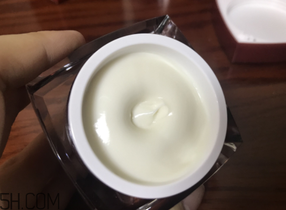 京城之霜為什么乳化之后才涂抹？京城之霜怎么用？