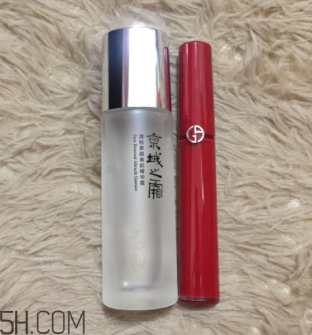 京城之霜神仙水含酒精嗎？適合脆弱敏感肌嗎？