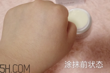 自然堂化妝品多少錢一套？