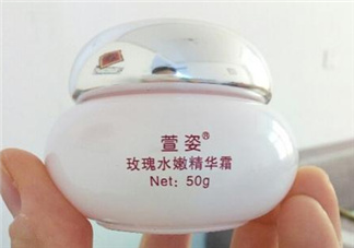 萱姿玫瑰水精華霜怎么樣？萱姿玫瑰水精華霜有激素嗎？