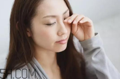 干眼癥是因為肝不好？肝不好能引發(fā)多種疾病