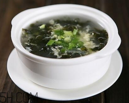 海苔和紫菜哪個(gè)更養(yǎng)生？海苔是紫菜的華麗轉(zhuǎn)身？