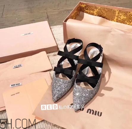 miumiu鞋子偏大嗎？小仙女一定要穿合適的鞋