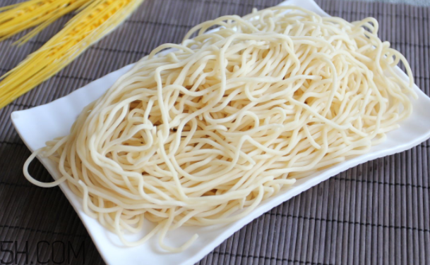 甲醛面條是什么意思？甲醛面條危害極大