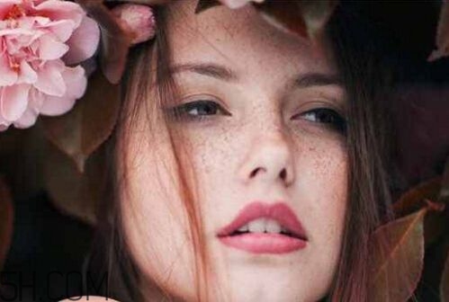 中年女性長斑怎么辦？深究長斑原因