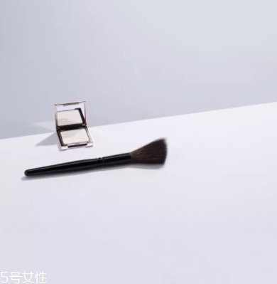 高光刷哪個牌子好？好用到哭的高光刷
