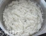 臘腸在蒸之前要泡水嗎？吃臘腸兩步走