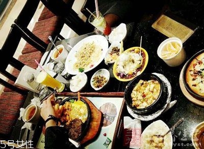 女人常吃哪些食物能滋陰補(bǔ)血？五大滋陰補(bǔ)血圣品