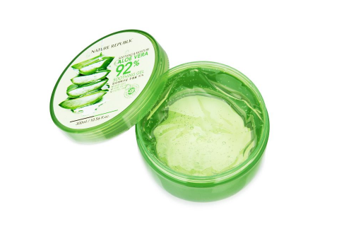 用蘆薈膠前需要洗臉嗎？蘆薈膠小孩也可以用
