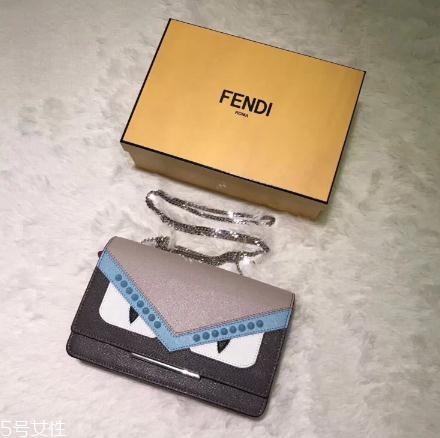 fendi包包怎么樣？時(shí)尚潮人人手一個(gè)的包包