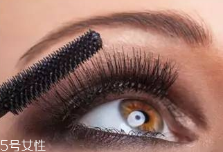 過(guò)期化妝品都是垃圾？可以用作他途