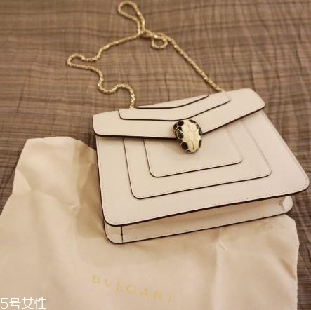 寶格麗包包多少錢(qián)？有著致命吸引力的意大利包包
