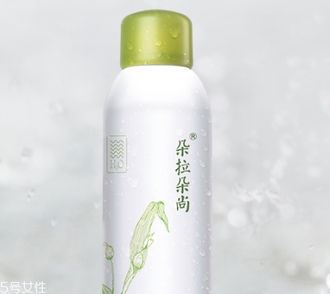 定妝噴霧可以帶上飛機(jī)或者托運(yùn)嗎？