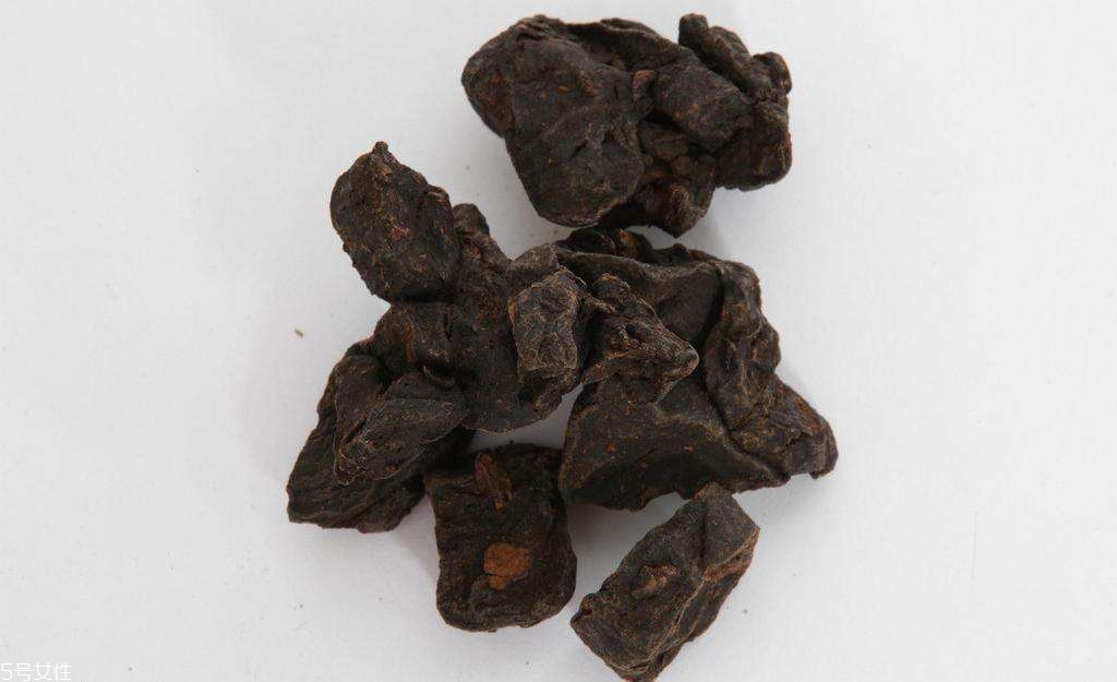 哪些中草藥可以當菜吃？最常見的是這三種