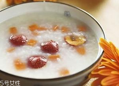 不吃晚餐減肥效果好不好？素食減肥的誤區(qū)