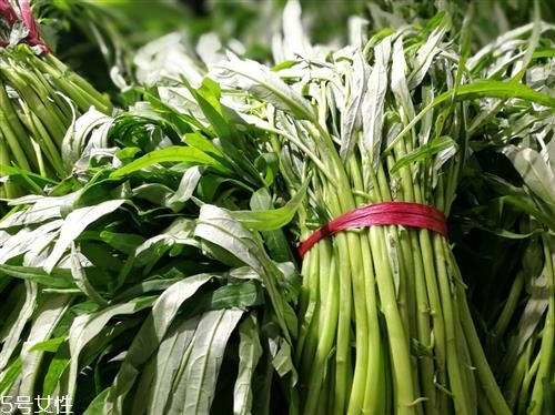 如何洗凈空心菜上殘留農(nóng)藥？四大清洗方法