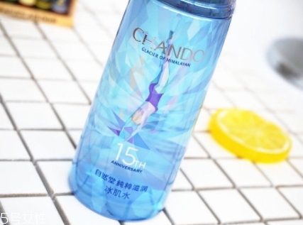 自然堂爽膚水怎么樣？看看是不是含酒精