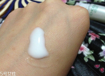 自然堂乳液多少錢一瓶？看看各個系列的報價