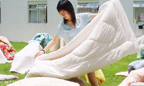 螨蟲(chóng)有哪些危害？嚴(yán)重時(shí)肌膚糜爛