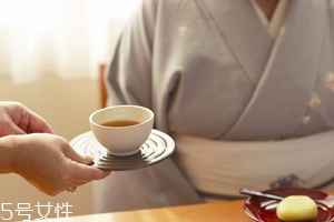 茶怎么喝最保健？早午晚三餐都能喝
