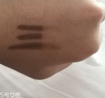 自然堂卸妝水好用嗎？從價(jià)格和效果說起