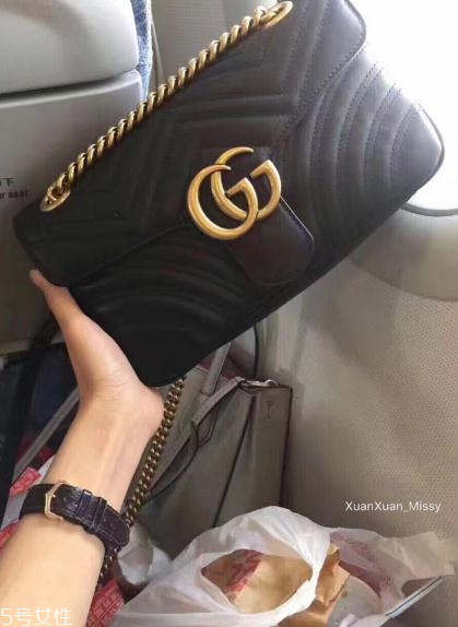 gucci包包多少錢(qián)？女人都對(duì)它欲罷不能