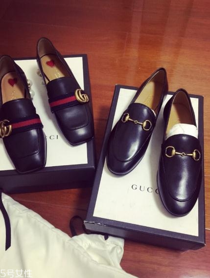 gucci鞋子一般多少錢？風(fēng)靡時尚界的潮流經(jīng)典