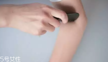 梳子的隱藏技能有哪些？梳梳手臂緩解便秘