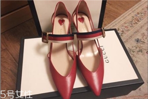 gucci鞋子偏大嗎？全球時尚博主都在瘋搶這款鞋